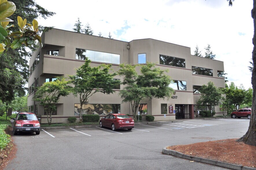 4317 6th Ave SE, Lacey, WA à louer - Photo du bâtiment - Image 3 de 9