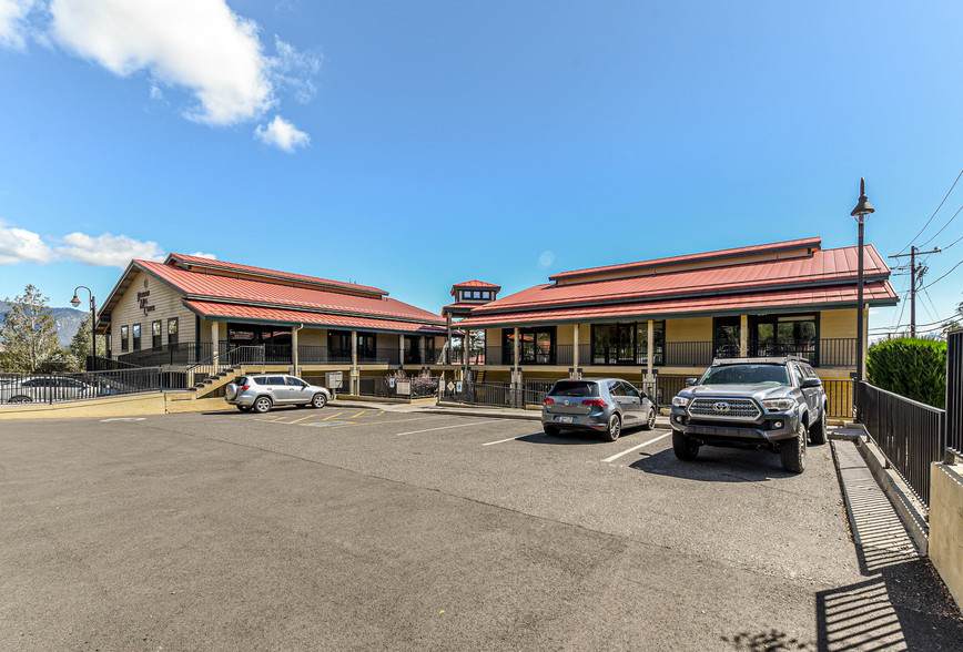 809 W Riordan Rd, Flagstaff, AZ for sale - Building Photo - Image 1 of 1