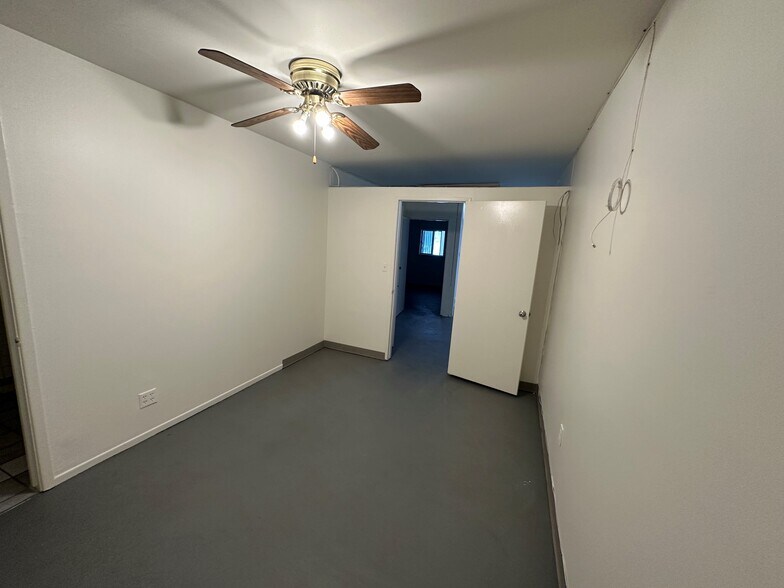 11435 Chandler Blvd, North Hollywood, CA à vendre - Photo du bâtiment - Image 2 de 13