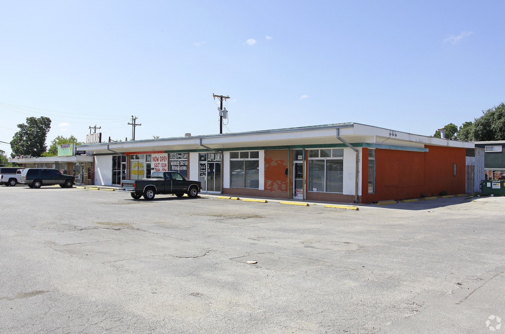 5402-5414 W Military Dr, San Antonio, TX à vendre Photo principale- Image 1 de 1