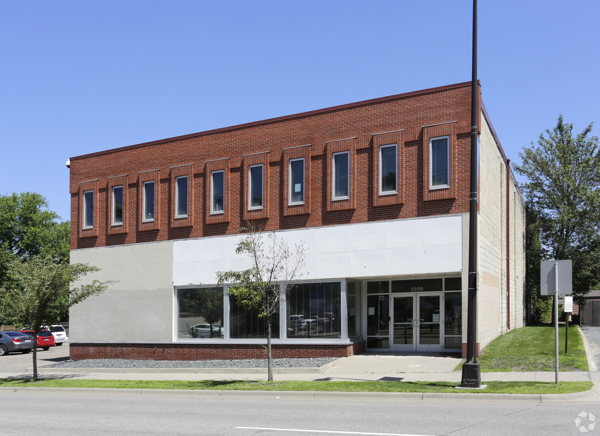 3329 SE University Ave, Minneapolis, MN for sale Primary Photo- Image 1 of 3