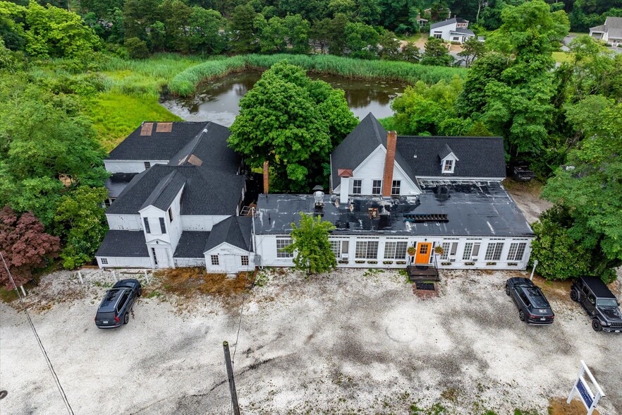 70 Main St, Wellfleet, MA for sale - Building Photo - Image 3 of 25