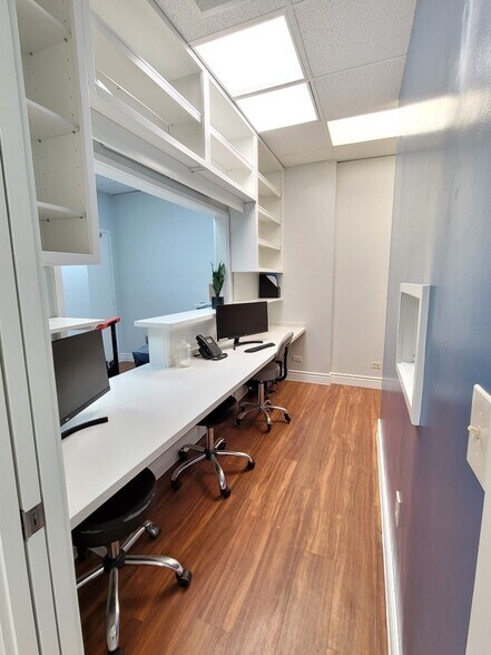 99-128 Aiea Heights Dr, Aiea, HI à vendre - Photo intérieure - Image 2 de 17