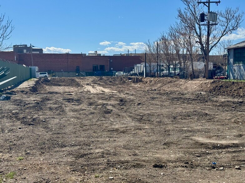 835 E 50th Ave, Denver, CO à vendre - Photo du bâtiment - Image 2 de 4