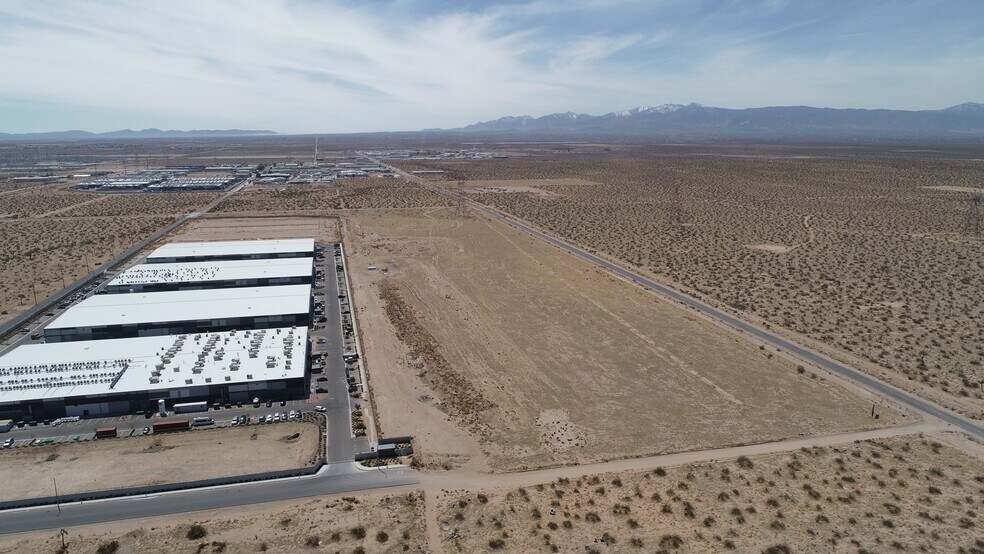 9841 Bartlett Ave, Adelanto, CA à vendre - Aérien - Image 3 de 5