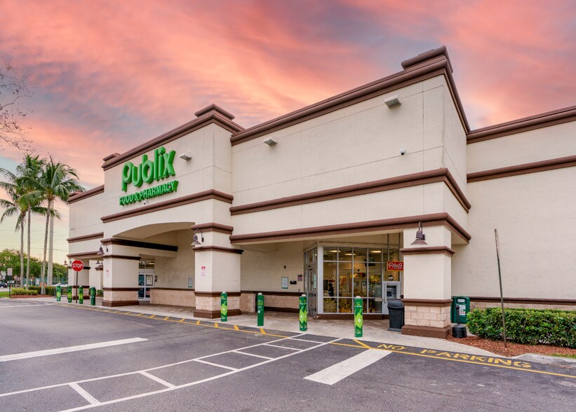 8140-8170 W McNab Rd, North Lauderdale, FL à louer - Photo du bâtiment - Image 1 de 3