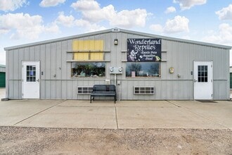 W5285 Highway 82, Mauston, WI à louer Photo intérieure- Image 1 de 1