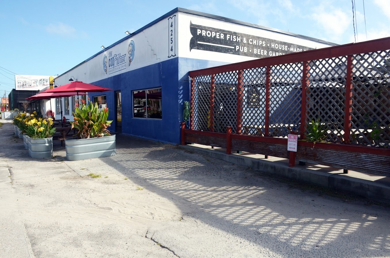 4254 Spruill Ave, North Charleston, SC à louer Photo du bâtiment- Image 1 de 2