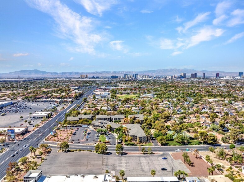 3210 E Tropicana Ave, Las Vegas, NV for sale - Building Photo - Image 2 of 4