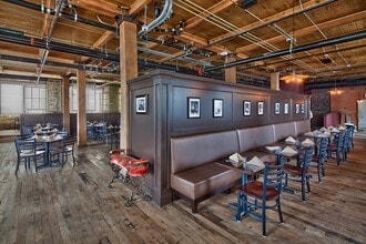 739 Clinton Ave S, Rochester, NY à louer Photo du bâtiment- Image 1 de 7