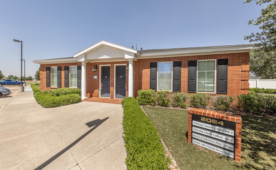 2020 82nd St, Lubbock, TX à louer - Photo du bâtiment - Image 3 de 4