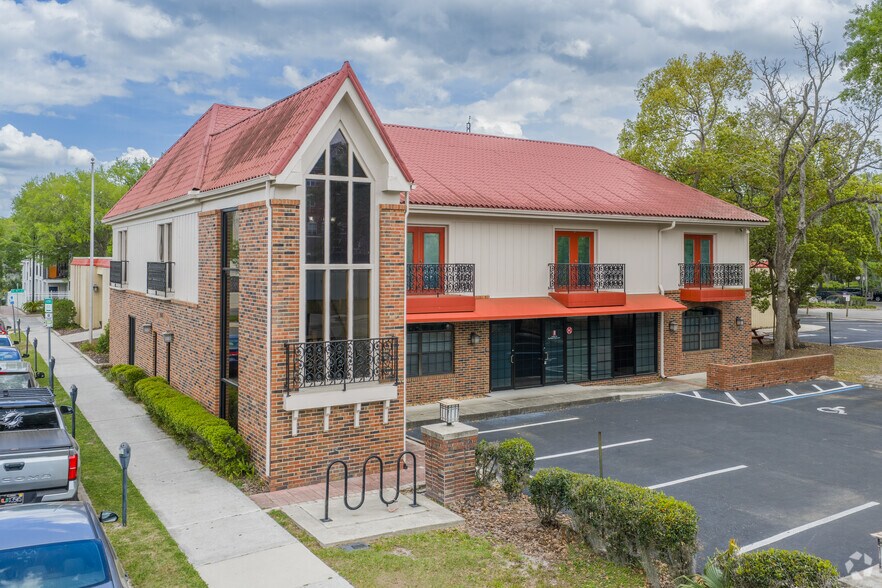 305 SE 2nd Ave, Gainesville, FL à louer - Photo du bâtiment - Image 1 de 22