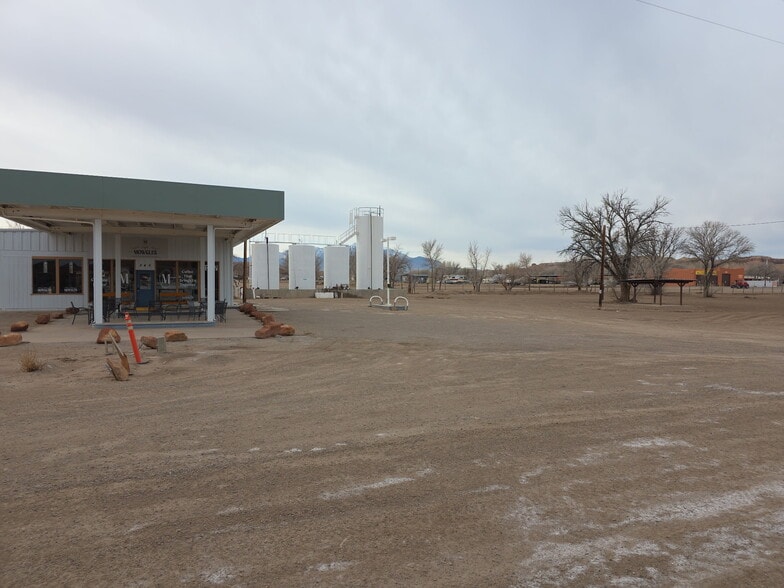 100 Street, Hanksville, UT for sale - Building Photo - Image 2 of 3