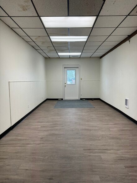 106 N Spruce St, Townsend, MT à louer - Photo intérieure - Image 3 de 10