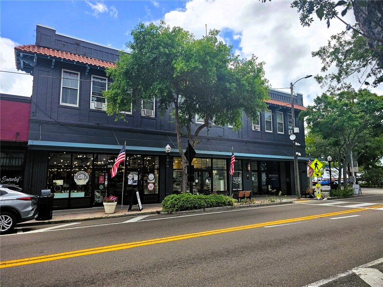 106 E Tarpon Ave, Tarpon Springs, FL à louer - Photo du bâtiment - Image 2 de 12