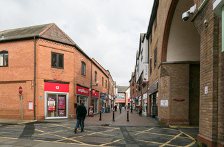 Plus de détails pour Trinity Sq, Hereford - Vente au détail à louer