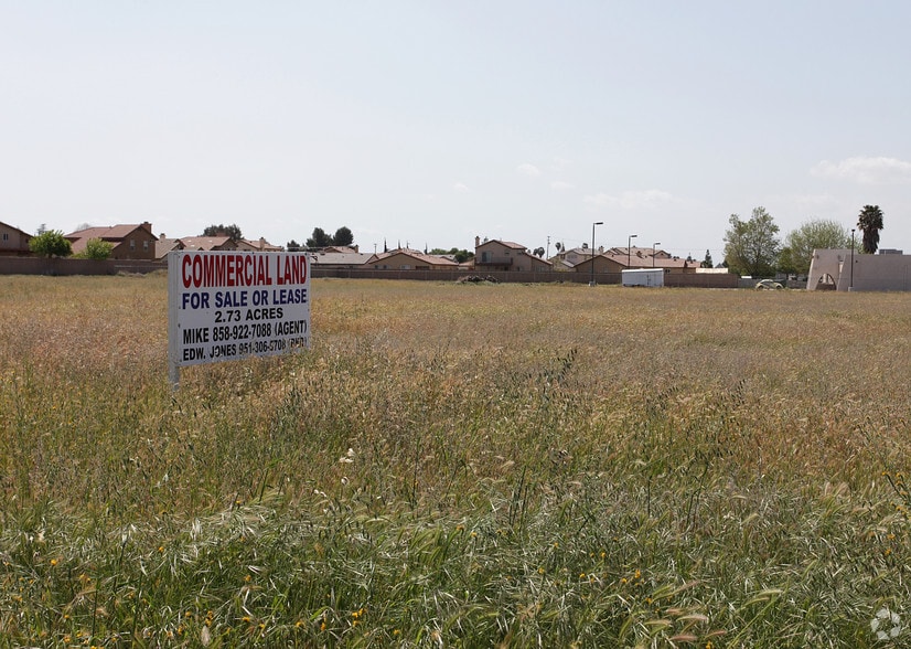 4451 E Florida Ave, Hemet, CA for sale - Primary Photo - Image 1 of 5