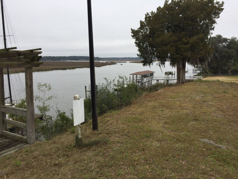 1224 Buccaneer Club Rd NE, Townsend, GA à vendre - Photo du bâtiment - Image 3 de 10