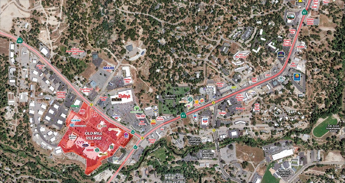 40032-40050 Highway 41, Oakhurst, CA for lease Primary Photo- Image 1 of 2