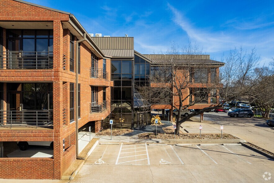 4201 Marathon Blvd, Austin, TX for lease - Building Photo - Image 2 of 21