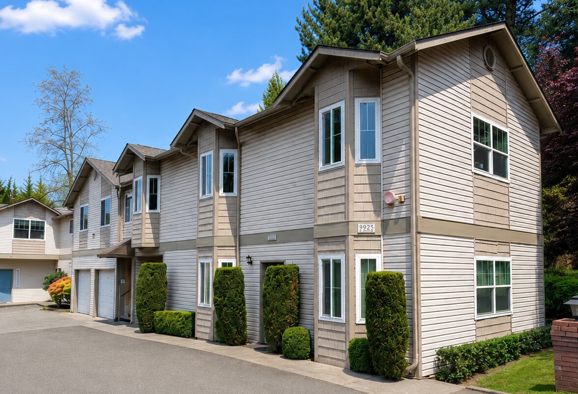 9925 NE 134th Ct, Kirkland, WA for lease Building Photo- Image 1 of 6