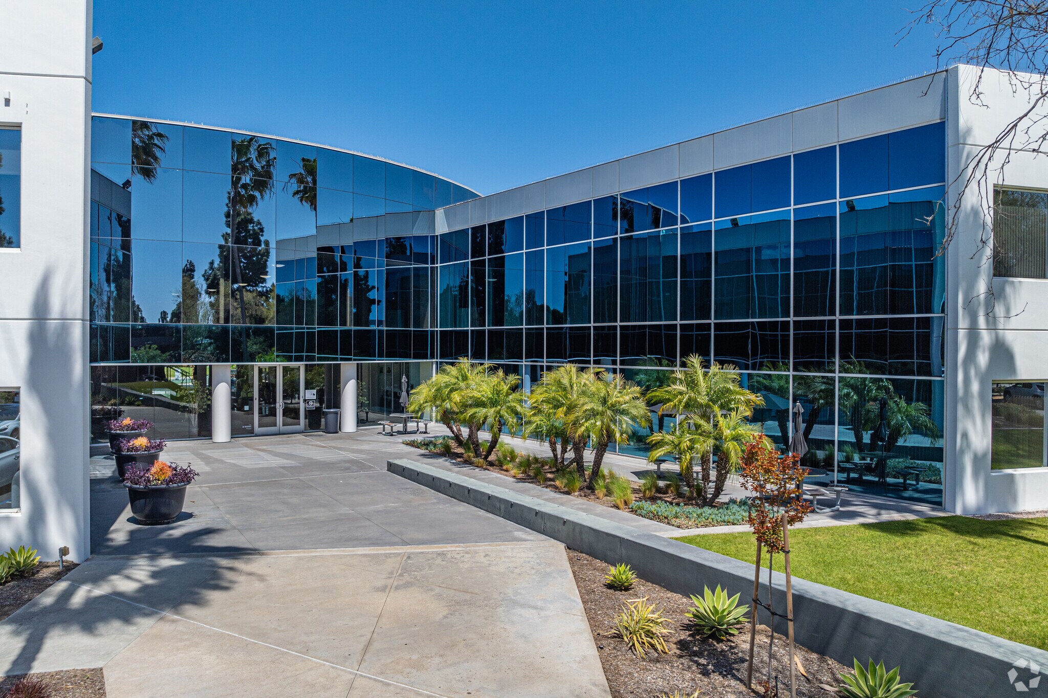 2300 Boswell Rd, Chula Vista, CA à louer Photo du bâtiment- Image 1 de 22
