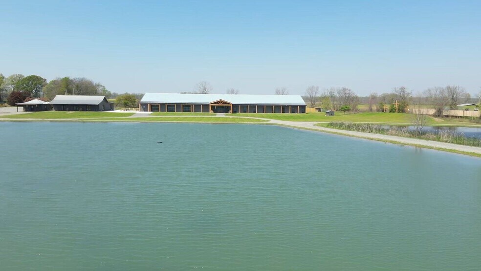 76 Sunset Ln, Oak Ridge, LA à vendre - Vidéo sur l’inscription commerciale - Image 2 de 12