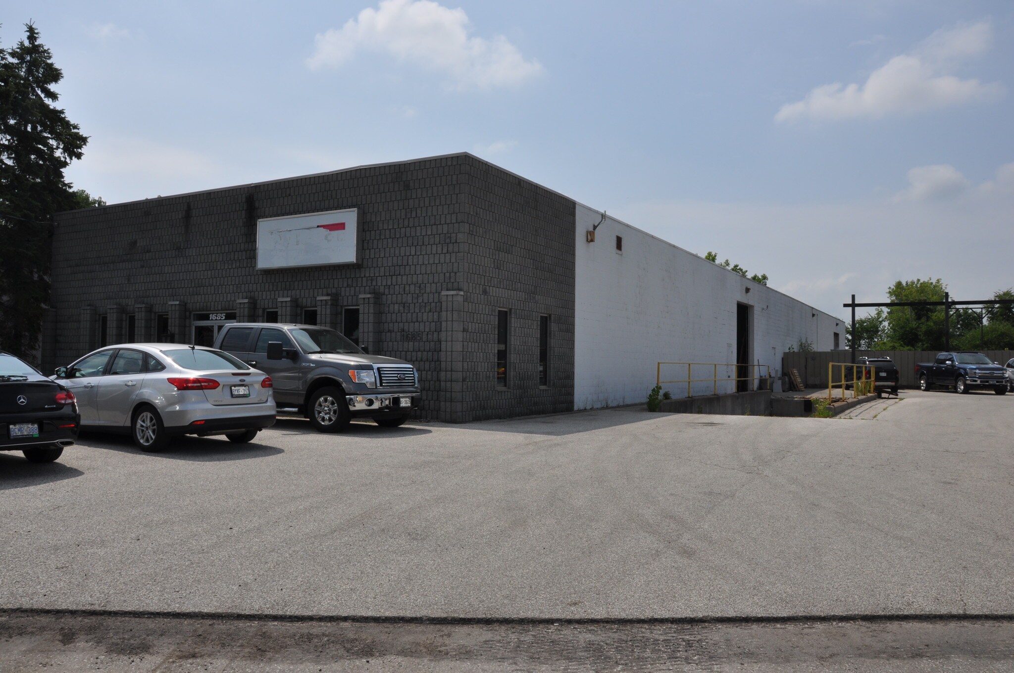 1685 Rossi Dr, Windsor, ON à vendre Photo principale- Image 1 de 1