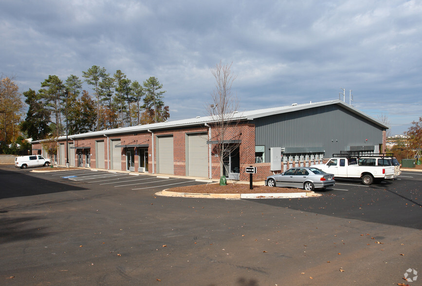 1815 Hembree Rd, Alpharetta, GA for lease - Primary Photo - Image 1 of 18