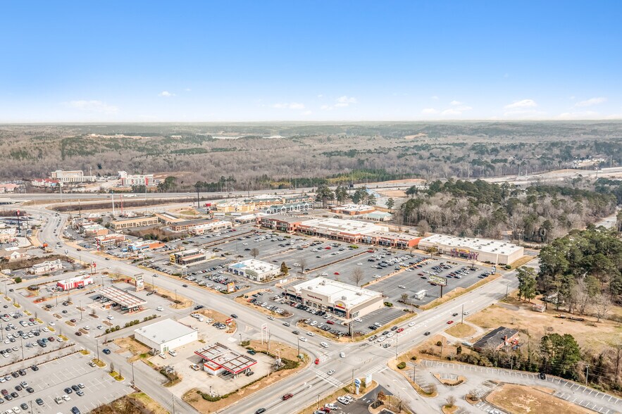 195 Tom Hill SR Blvd, Macon-Bibb, GA à louer - Photo du bâtiment - Image 2 de 41