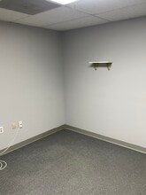 6015 Chester Cir, Jacksonville, FL à louer Photo intérieure- Image 2 de 5