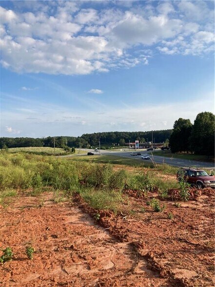 00 Hwy 11, Westminster, SC for sale - Primary Photo - Image 1 of 6