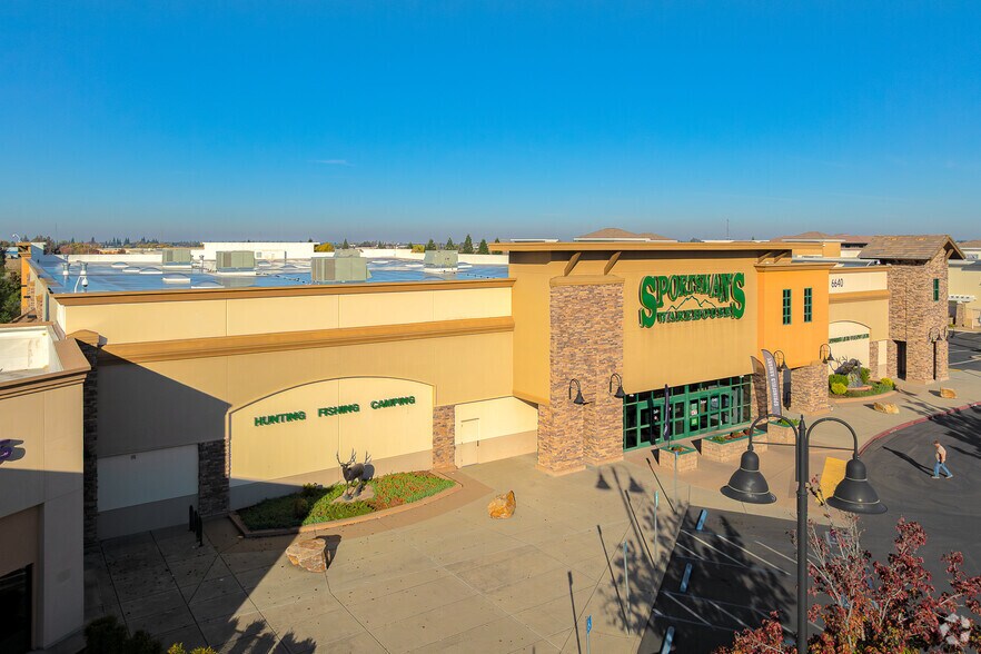 6640 Lonetree Blvd, Rocklin, CA à vendre - Photo principale - Image 1 de 21