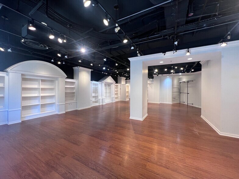 3401 38th St NW, Washington, DC à louer - Photo du bâtiment - Image 2 de 8