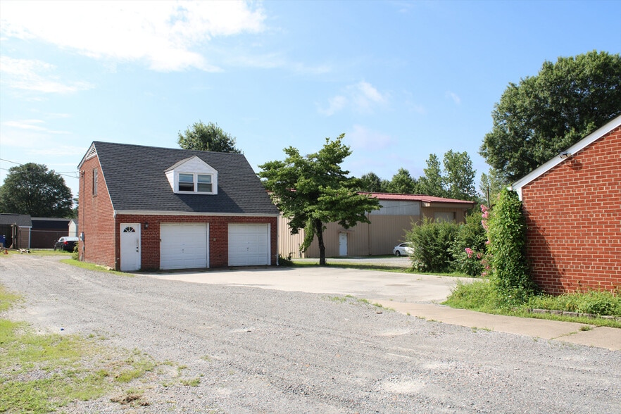 8133 Mechanicsville Tpke, Mechanicsville, VA for sale - Building Photo - Image 3 of 7