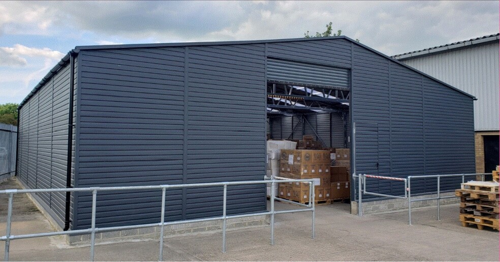 Barlby, Selby for sale - Primary Photo - Image 1 of 2