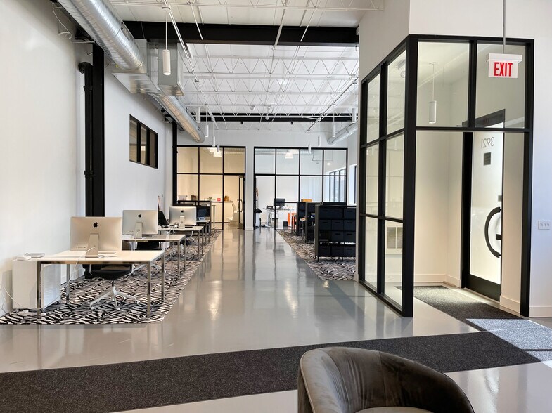 3921-3925 N Elston Ave, Chicago, IL à vendre - Photo intérieure - Image 3 de 18