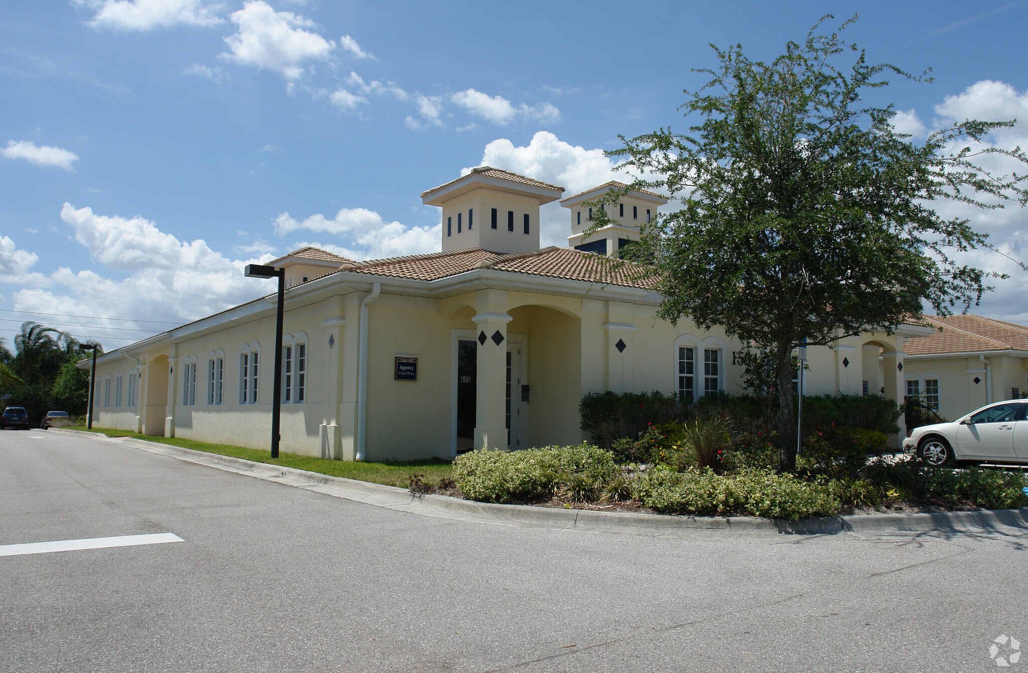 1504 Kings Hwy, Port Charlotte, FL à louer Photo principale- Image 1 de 5