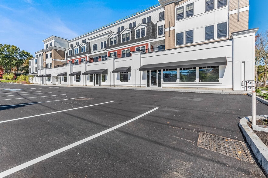 22 Everett St, Westwood, MA for lease - Building Photo - Image 2 of 10