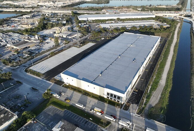 More details for 10900 NW 128th Street, Medley, FL - Industrial for Lease