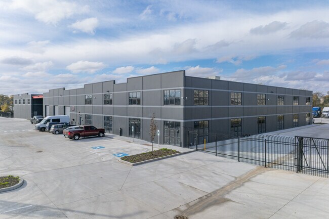 More details for 1500 N Delany Rd, Waukegan, IL - Industrial for Lease