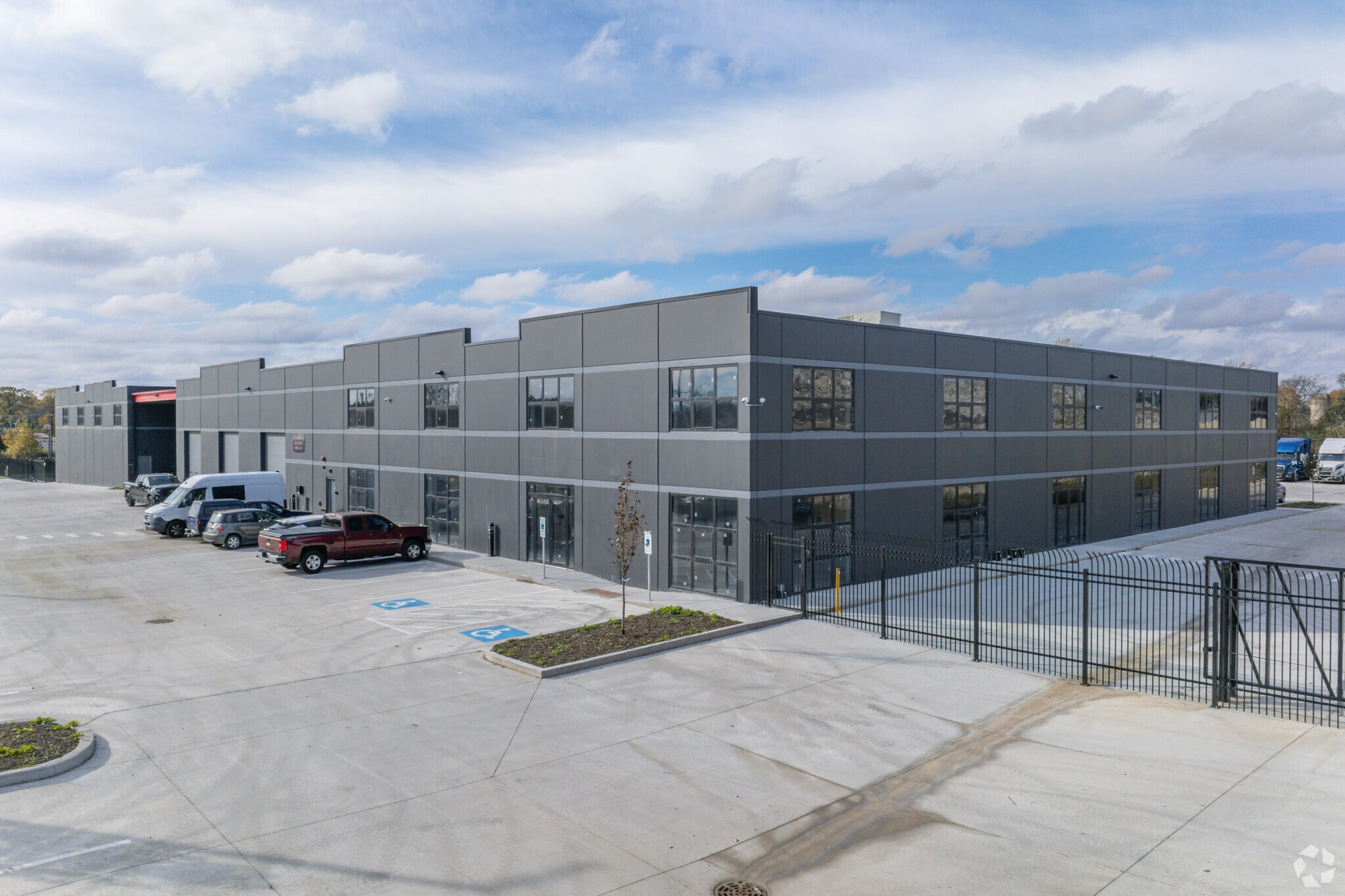 1500 N Delany Rd, Waukegan, IL for lease Primary Photo- Image 1 of 7