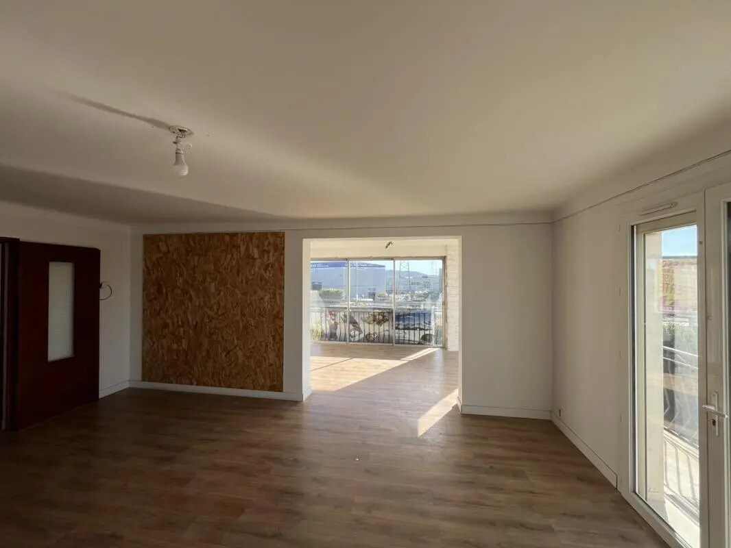 Bureau dans La Farlède à louer Photo du bâtiment- Image 1 de 7