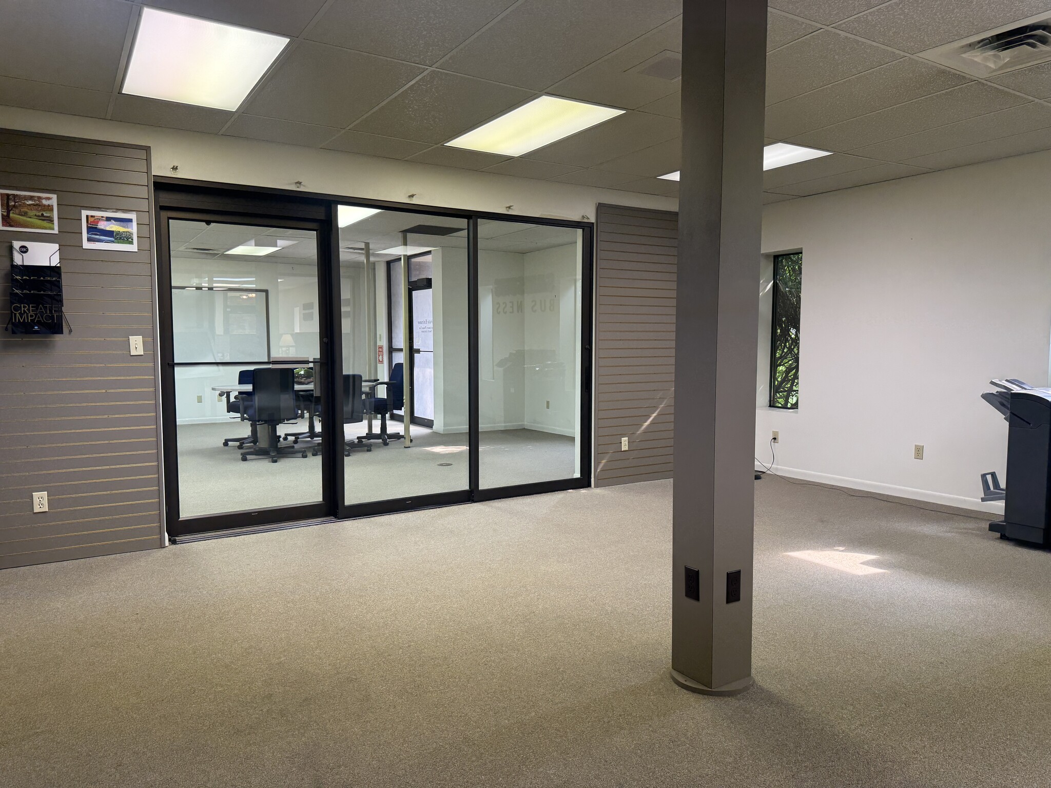 1406 N 25th St, Sheboygan, WI for lease Interior Photo- Image 1 of 11