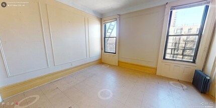 571 W 139th St, New York, NY for lease Interior Photo- Image 2 of 4