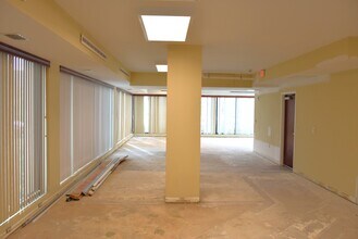 630 US Highway 1, North Palm Beach, FL for lease Interior Photo- Image 1 of 5