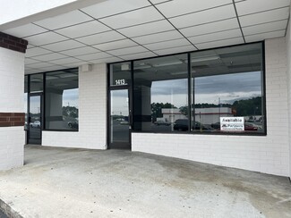 Plus de détails pour 1401-1433 S Pollock St, Selma, NC - Local commercial à louer