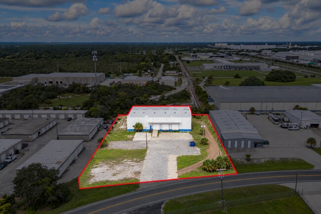 Plus de détails pour 2101 42nd St NW, Winter Haven, FL - Industriel à louer