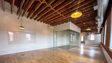 1045 Pearl St, Boulder, CO for lease Interior Photo- Image 2 of 10