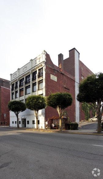 1320 Market St, Wheeling, WV for lease - Building Photo - Image 3 of 6